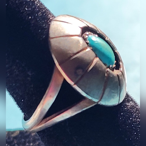 Vintage Navajo Turquoise Sterling Silver Ring, Size 5 1/4, Signed - Picture 3 of 11